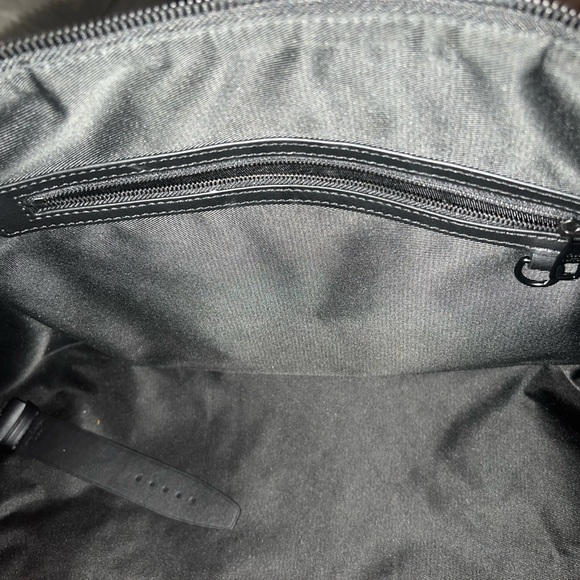 Louis Vuitton Keepall Bandouliere 50 Monogram Shadow Black - Picture 9 of 10